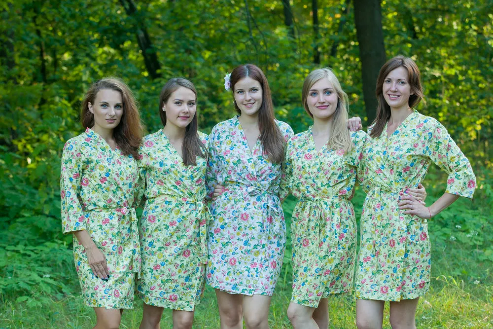 Light Yellow Happy Flowers Pattern Bridesmaids Robes