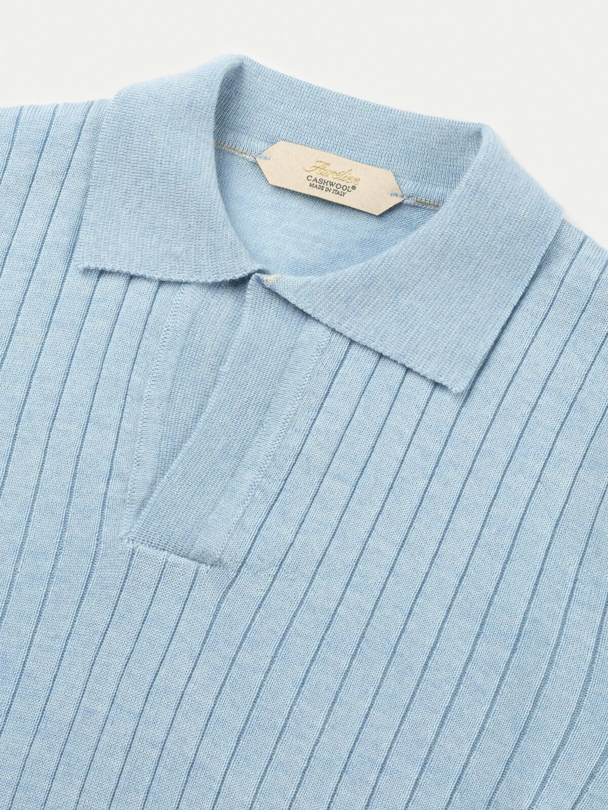 Shortsleeve Buttonless Ribbed Polo Light Blue