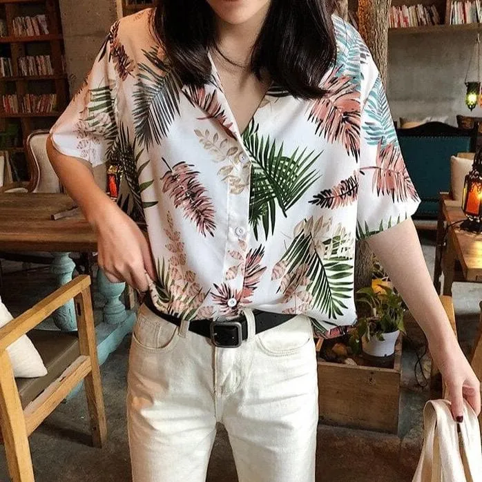 Shortsleeved Hawaii Shirt With Leaf Print